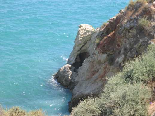 Der Osterhase von Albufeira. Weit.