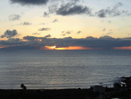 Sonnenuntergang hinter El Hierro
